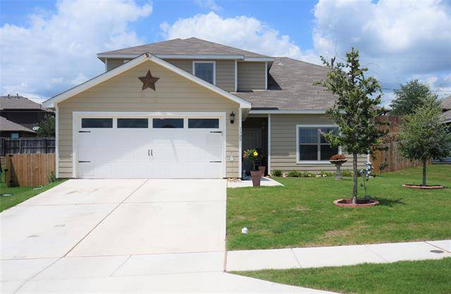 1325 Eagle Lake Drive, Azle, TX 76020