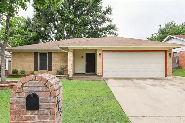 Fort Worth, TX 76133,3713 Holly Springs Drive