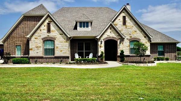 9541 Jadine Lane, Justin, TX 76247