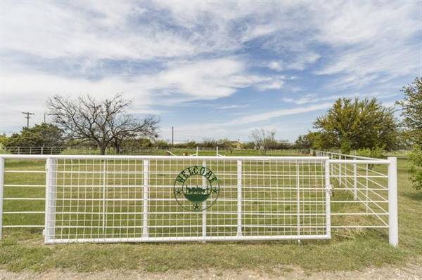 702 Bell Plains Road, Tuscola, TX 79562