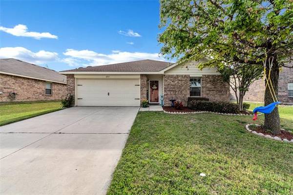 12537 Nicholas Place, Rhome, TX 76078