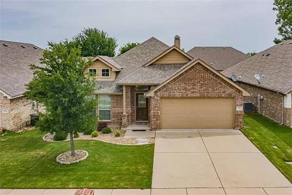 1406 Lauren Lane, Granbury, TX 76048