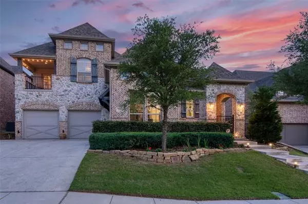 1079 Lavon Drive, Grapevine, TX 76051