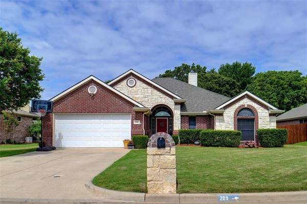 209 Charlie Way, Weatherford, TX 76087