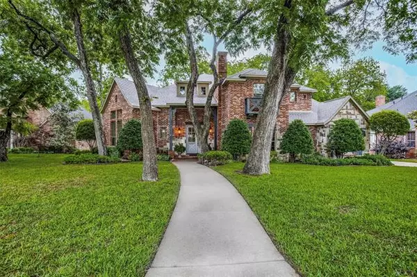 1109 Pecan Hollow Trail, Mckinney, TX 75072