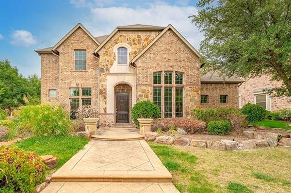 2254 Magic Mantle Drive, Lewisville, TX 75056