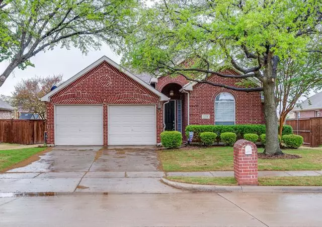 2324 Crestridge Drive, Little Elm, TX 75068