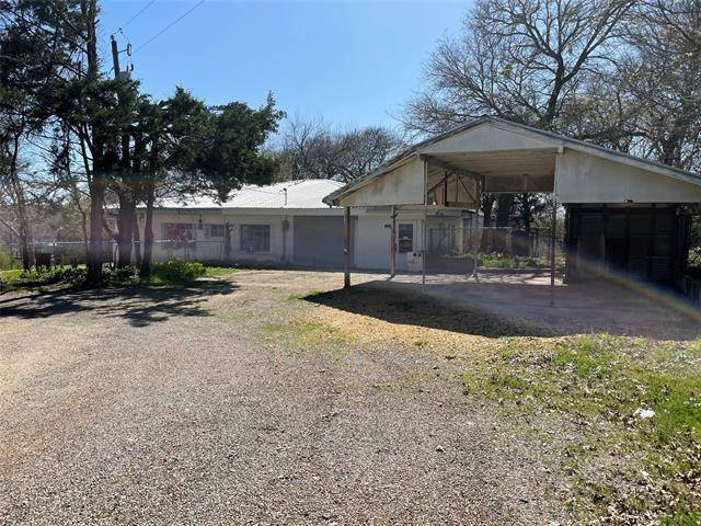 4563 FM 896, Leonard, TX 75452