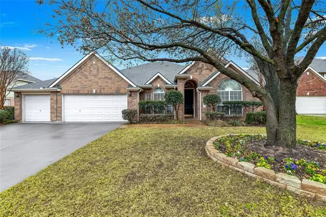 2117 Woodview Drive, Flower Mound, TX 75028