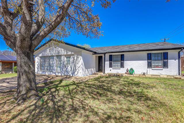 6657 Starnes Road, Watauga, TX 76148