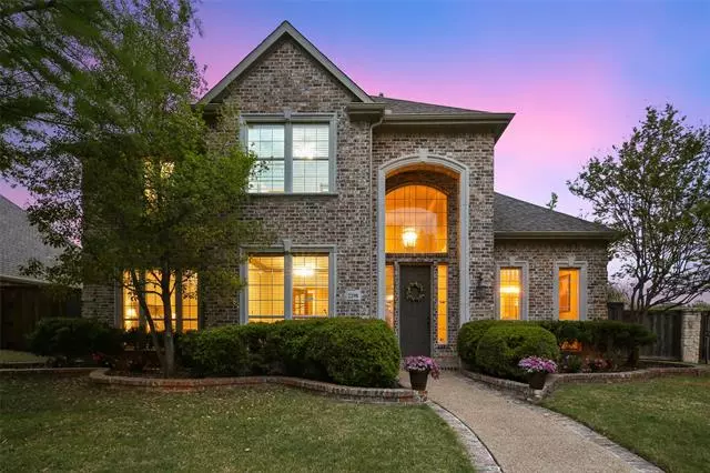 2298 Crystal Falls Drive, Frisco, TX 75036