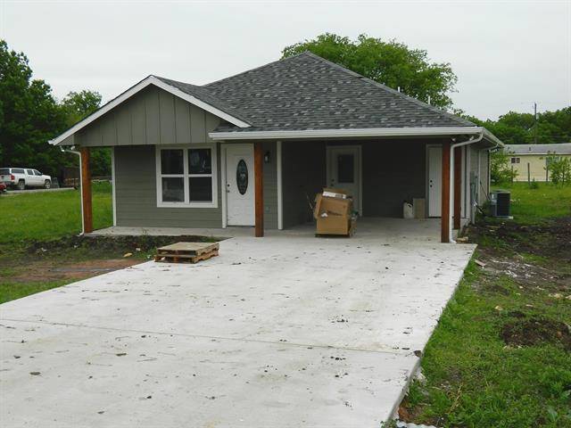 404 S Cedar Street, Leonard, TX 75452