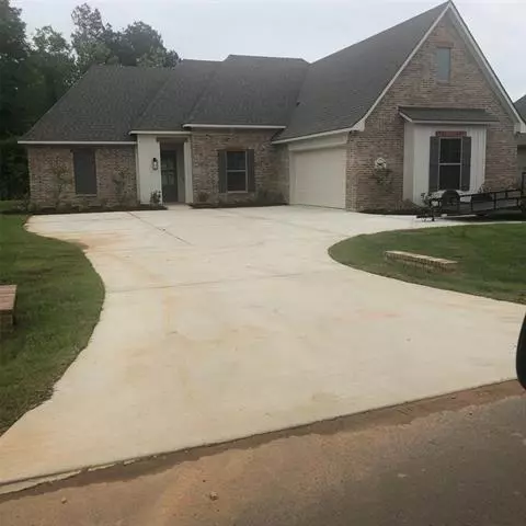 Haughton, LA 71037,2077 Highpoint Place