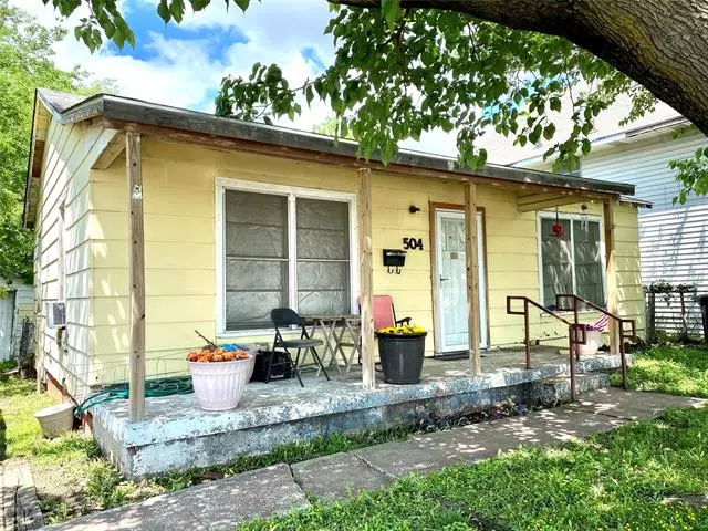 Fort Worth, TX 76115,504 W Felix Street