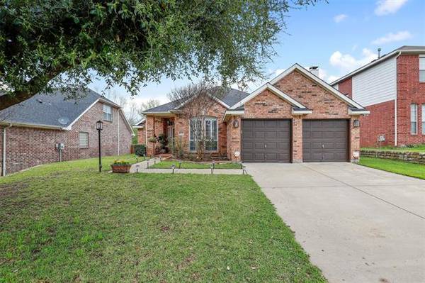 4820 New Forest Drive, Grand Prairie, TX 75052