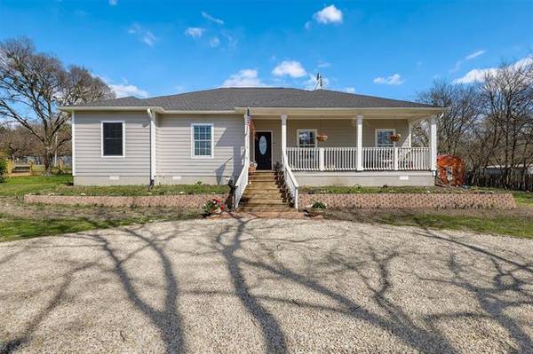 401 S Morrow Street, Blue Ridge, TX 75424