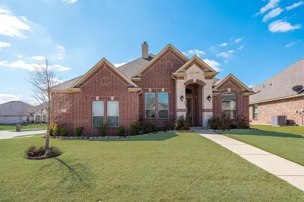 420 Foxtail Court, Waxahachie, TX 75165