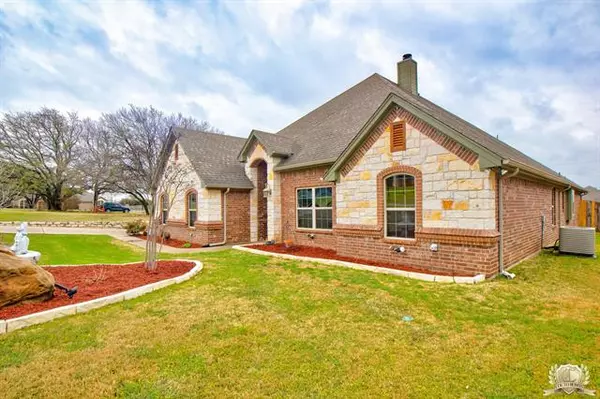 Granbury, TX 76049,203 Sunrise Drive