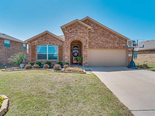 1725 Cross Creek Lane, Cleburne, TX 76033