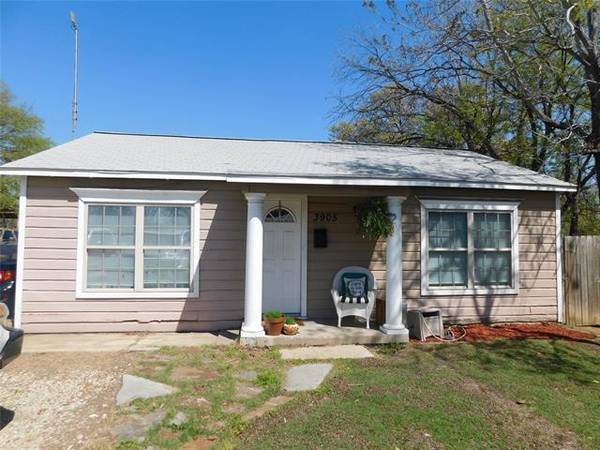 3905 Hollis Street, Haltom City, TX 76111