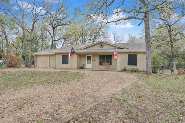 14320 Daniel Boone, Log Cabin, TX 75148