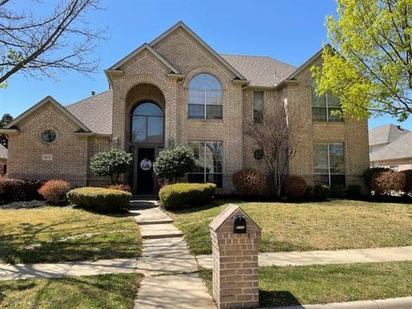 8105 Thornwood Drive, North Richland Hills, TX 76182