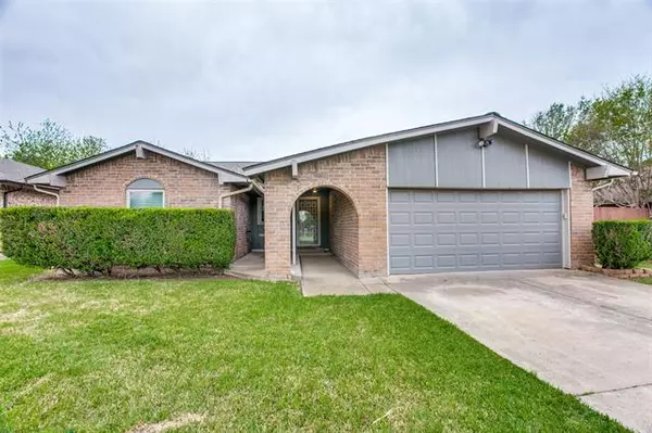 Fort Worth, TX 76133,7349 Channel View Drive