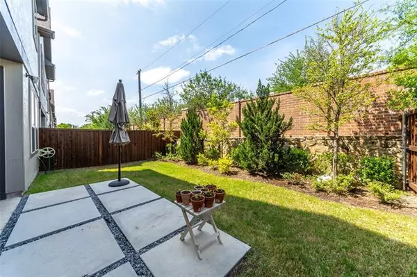 Dallas, TX 75231,7077 Mistflower Lane