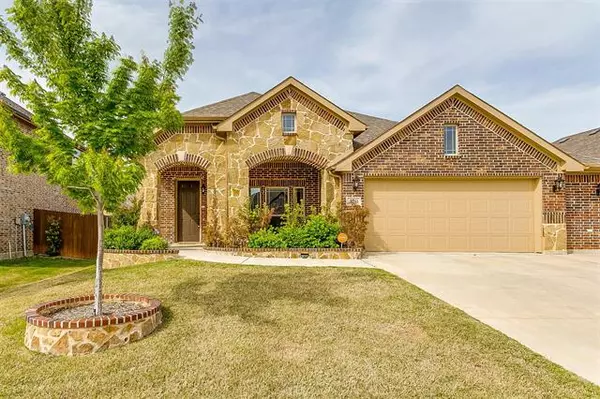 420 Ben Street, Crowley, TX 76036