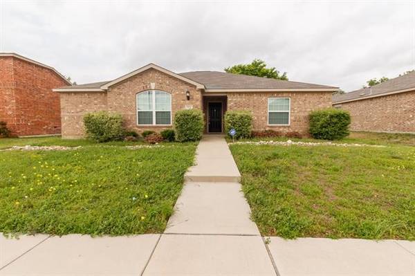 1031 Stanwyck Avenue, Duncanville, TX 75137