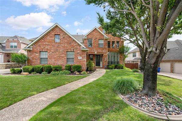 2616 Green Oak Drive, Carrollton, TX 75010