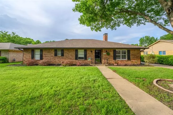 902 Imperial Drive, Denton, TX 76209