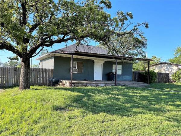 506 W 2nd Street, Cisco, TX 76437