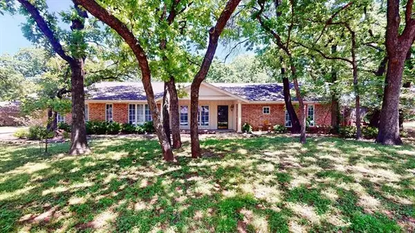 4005 Allendale Street, Colleyville, TX 76034