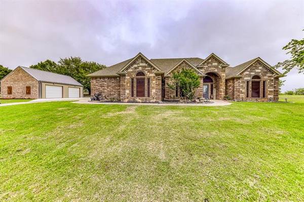 186 N Star Crossing Lane, Weatherford, TX 76088