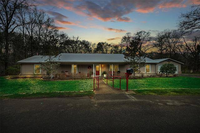 370 Vz County Road 1606, Grand Saline, TX 75140