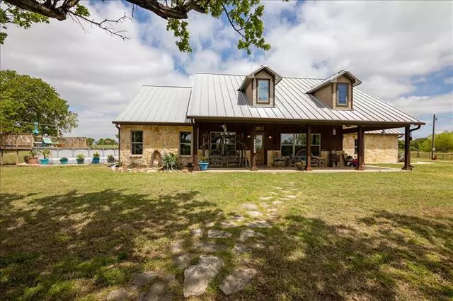 1022 County Road 4371, Decatur, TX 76234