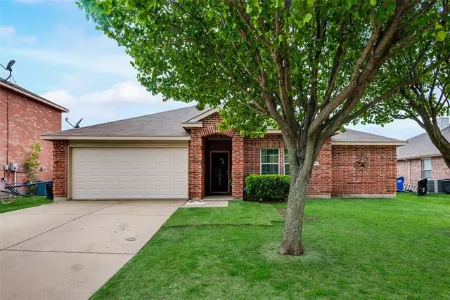 306 Long Prairie Drive, Forney, TX 75126