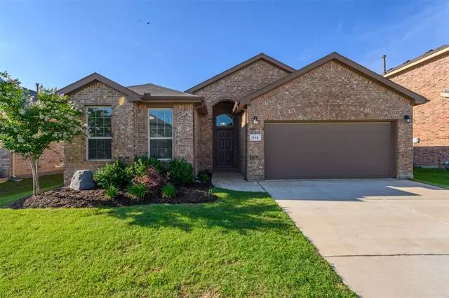 312 Cypress Creek Lane, Denton, TX 76210