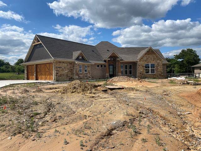 3836 Legend Trail, Granbury, TX 76049