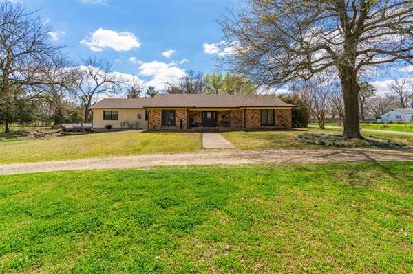 1010 E Sherman Avenue, Cooper, TX 75432