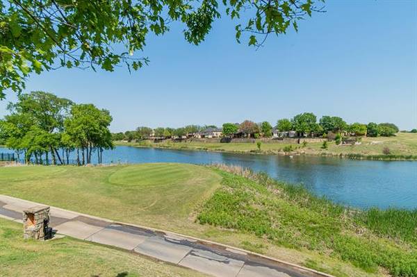 1101 Forest Lake Circle, Mckinney, TX 75072