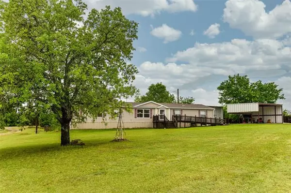 6222 MAINE Trail, Granbury, TX 76048