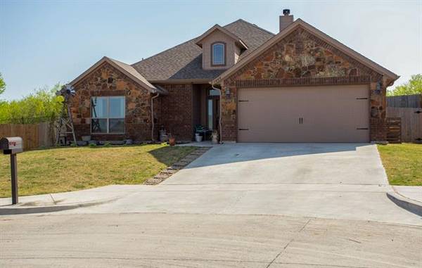 1444 Town Creek Circle, Weatherford, TX 76086