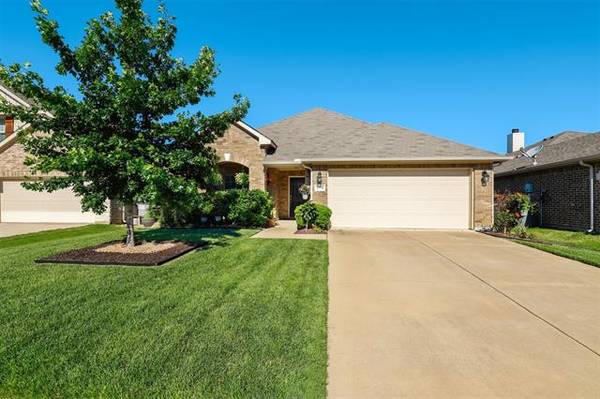 2758 Waterfall Lane, Little Elm, TX 75068