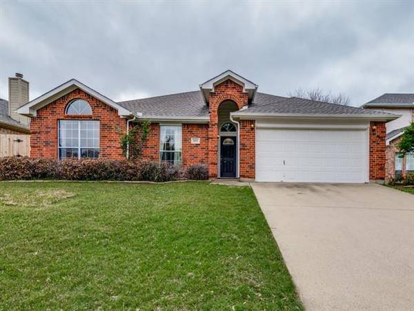 1019 Chancellorsville Parkway, Grand Prairie, TX 75052