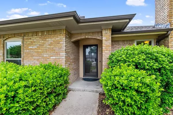 2100 Florence Drive, Plano, TX 75093