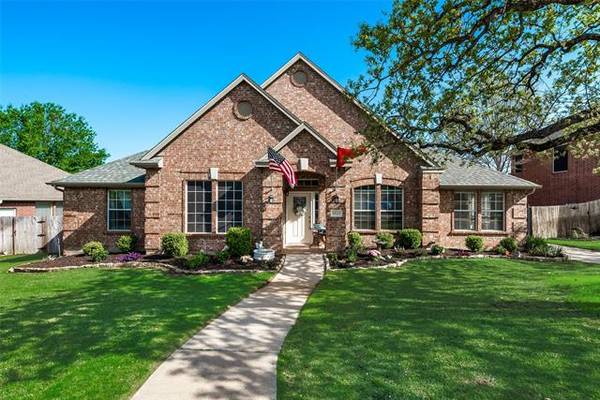 1925 Fall Creek Trail, Keller, TX 76248