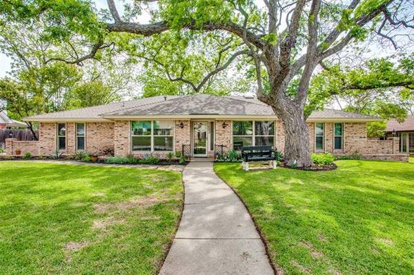 1603 Wagon Wheel Trail, Pantego, TX 76013