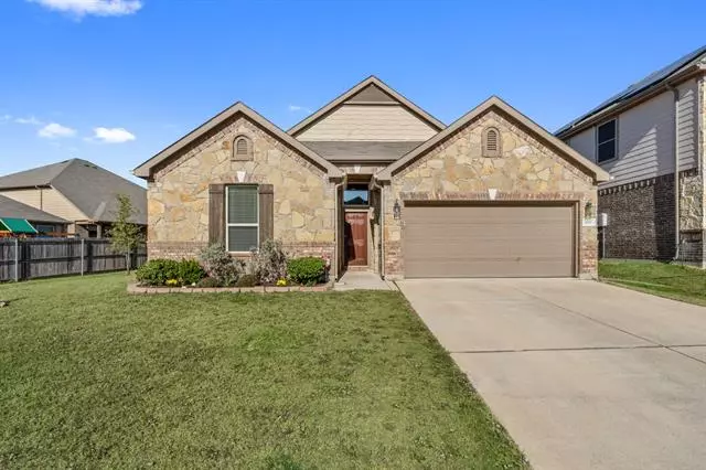 5517 Breeze Water Way, Fort Worth, TX 76244